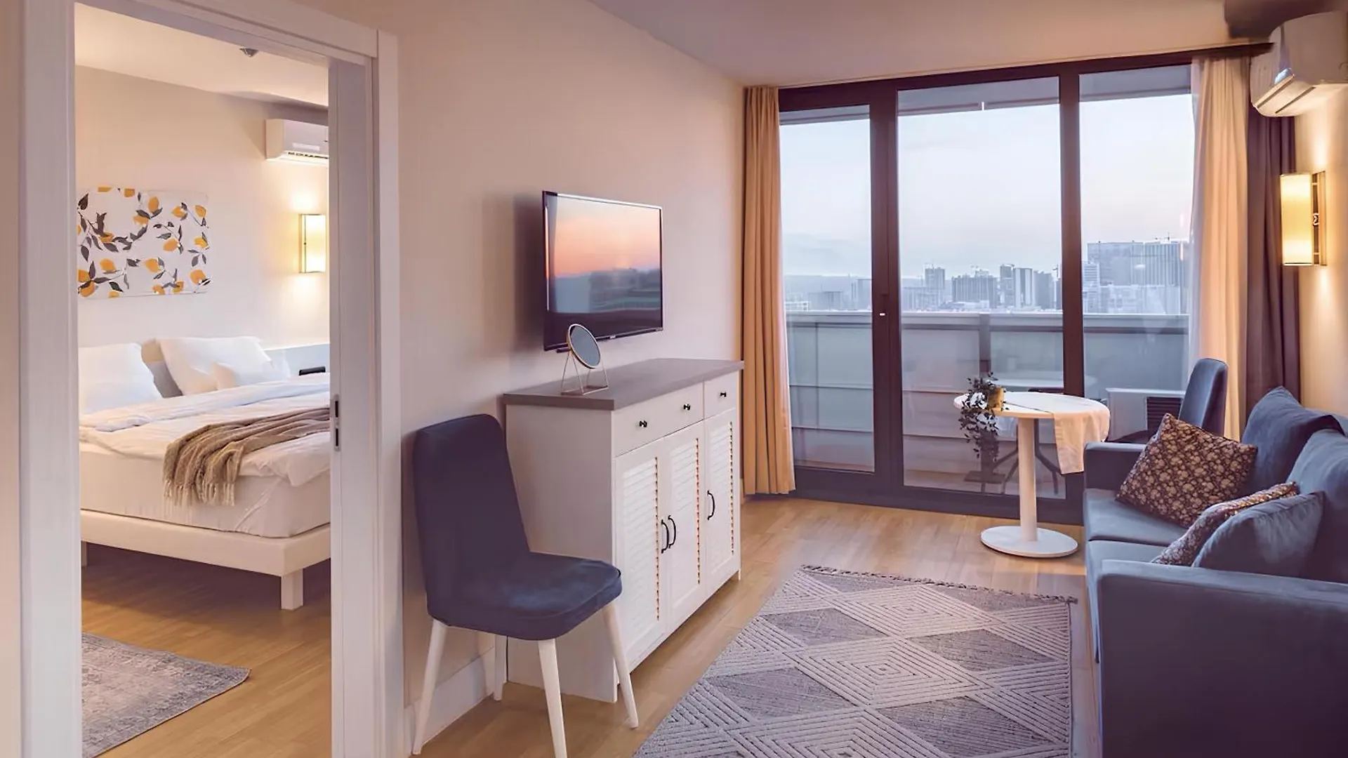 Orbi City Luxury Hotel Batum 0*,