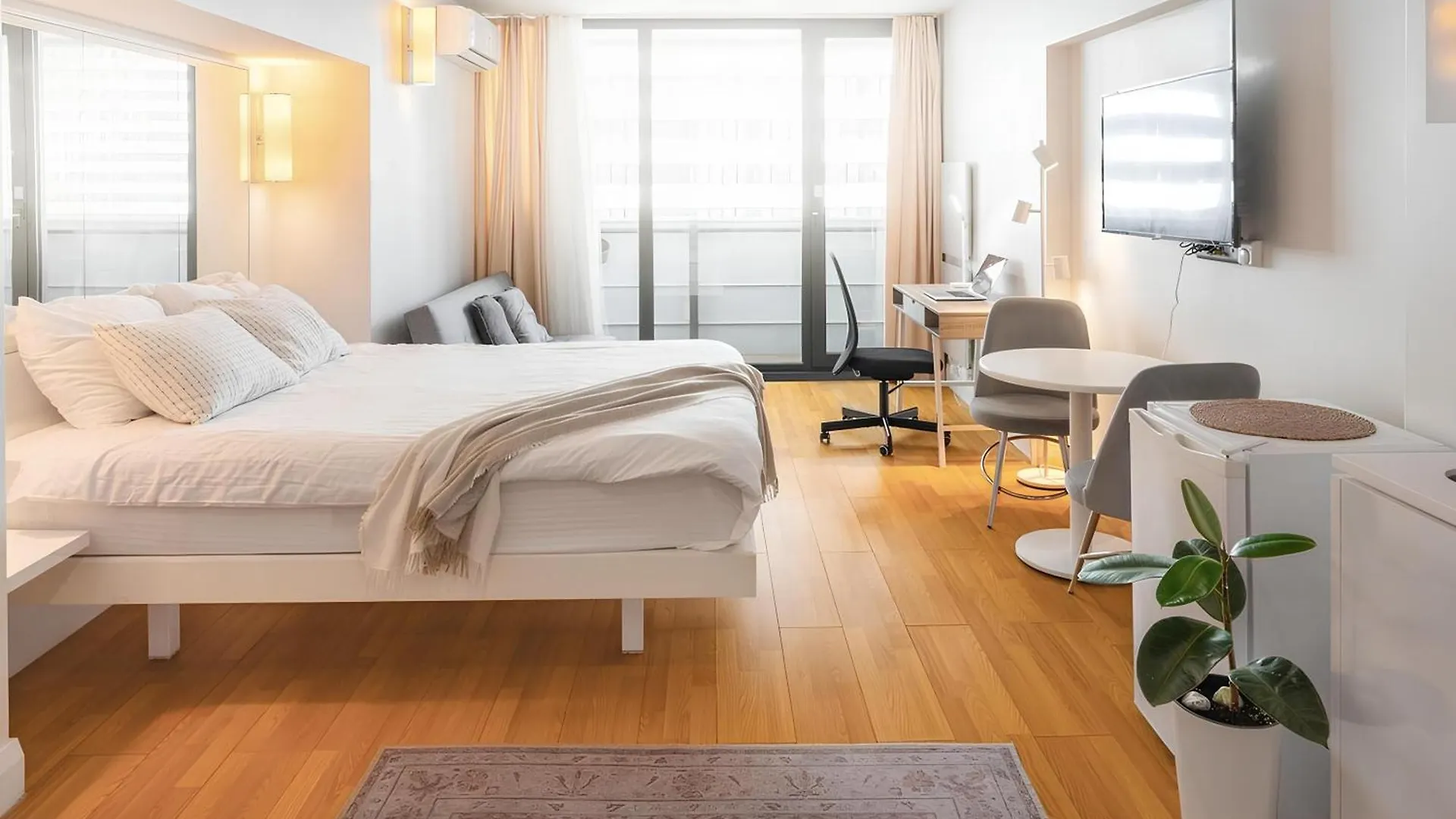 Orbi City Luxury Hotel Batum 0*,  Gürcistan