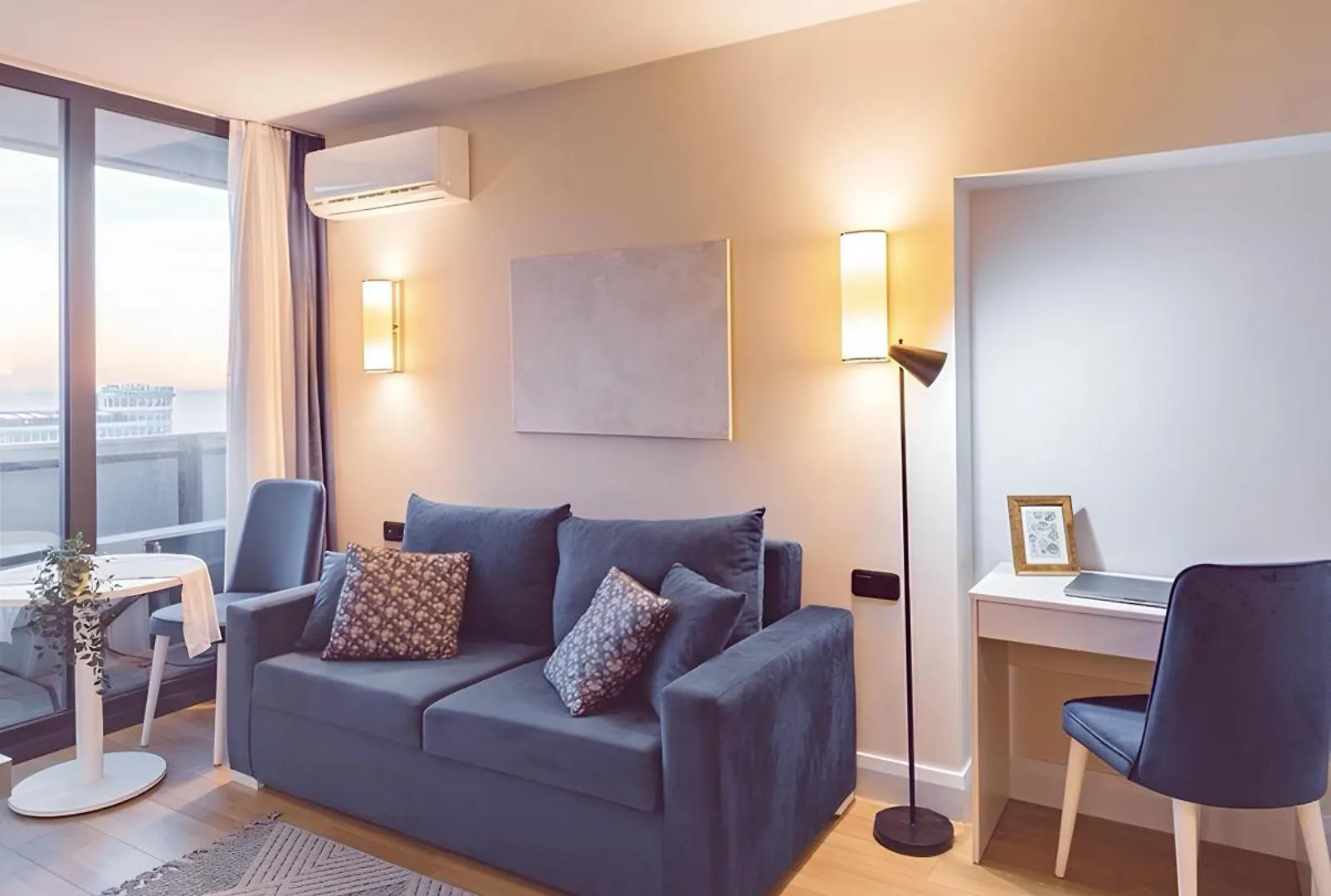 Orbi City Luxury Hotel Batum 0*,  Gürcistan